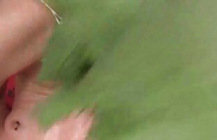 XXX Puta russa fodida por um vibrador lesbica caseiro brutal