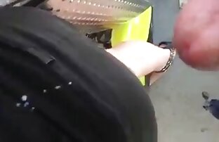 XXX Aya Sakuraba trata o marido ninfetaslesbicas com broche e pilas.