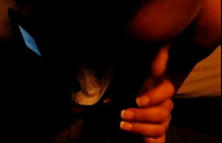 XXX A americana Milf Joclyn toma conta da lesbicas deliciosas sua rata de meia-calça.